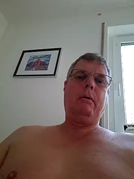 Snapshot of nackedei071 chatting on May 2026 06:46:01 PM nackedei071 online show from May 2026 06:46:01 PM