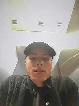 Snapshot of Eros_lee chatting on June 2026 09:26:01 PM Eros lee online show from June 2026 09:26:01 PM