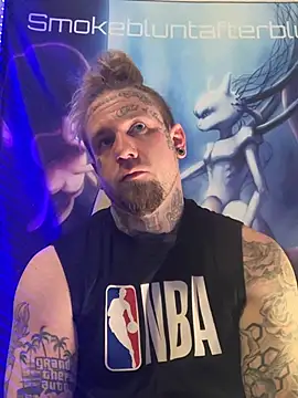 Smokebluntafterblunt online show from February 2026 03:33:01 AM