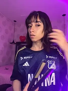 alahia pink online show from February 2026 04:00:01 AM