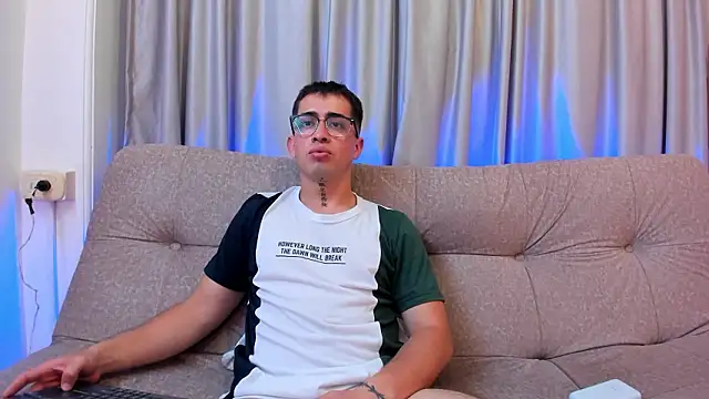 Tommas Jhonson online show from February 2026 06:26:01 AM