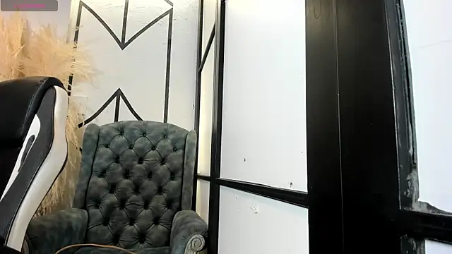 lorraineHunter online show from February 2026 01:07:02 PM