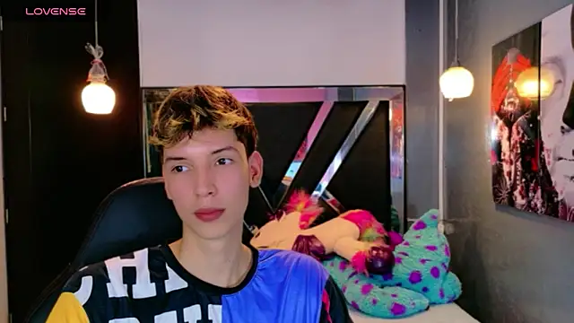 Snapshot of Liam_Green1 chatting on March 2026 06:58:01 PM Liam Green1 online show from March 2026 06:58:01 PM