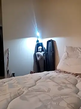 Snapshot of AmethystEuphory4 chatting on May 2026 12:00:02 PM AmethystEuphory4 online show from May 2026 12:00:02 PM