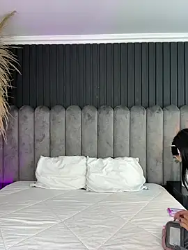 Nanda vixen  online show from March 2026 08:35:02 PM