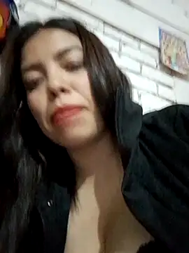 Ariana Castillo   online show from February 2026 01:13:02 AM