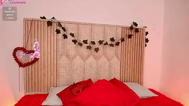 Ariana Castillo   online show from March 2026 12:42:01 PM