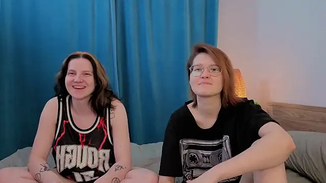 LatriceDosier online show from April 2026 07:04:02 PM