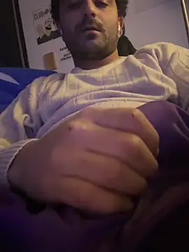 elia2711 online show from February 2026 05:37:02 AM