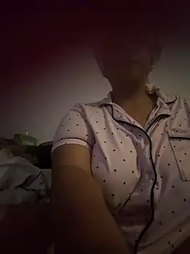YummiCarmelPuss online show from August 2026 05:28:02 AM