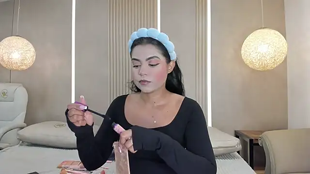 eva lain online show from July 2026 12:07:02 PM
