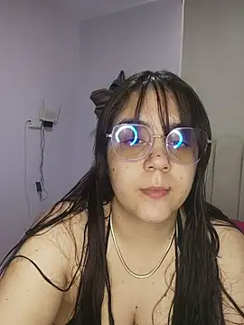 its lauu  online show from February 2026 08:01:02 PM