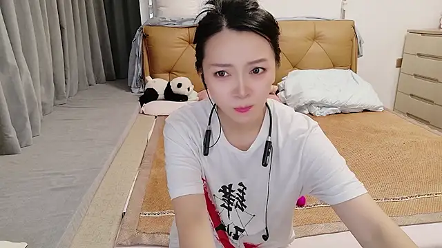 Snapshot of xiaojie_jie chatting on July 2026 05:29:02 PM xiaojie jie online show from July 2026 05:29:02 PM