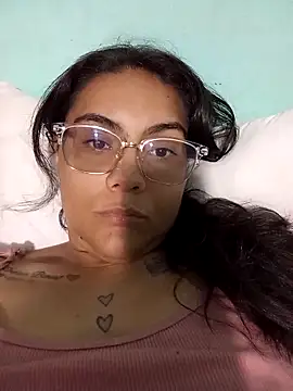 Snapshot of Mel152420 chatting on February 2026 12:40:02 AM Mel152420 online show from February 2026 12:40:02 AM