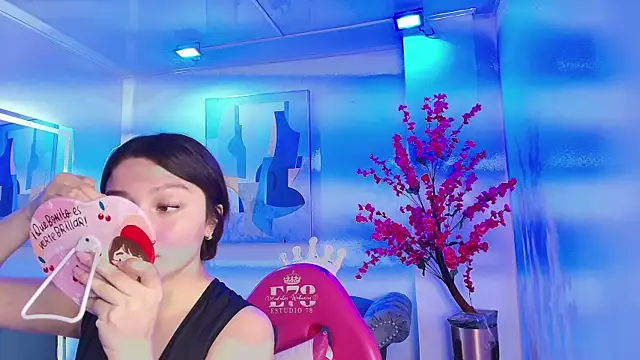 Chloe dolly online show from April 2026 11:16:01 AM