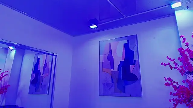 Chloe dolly online show from April 2026 11:48:01 AM