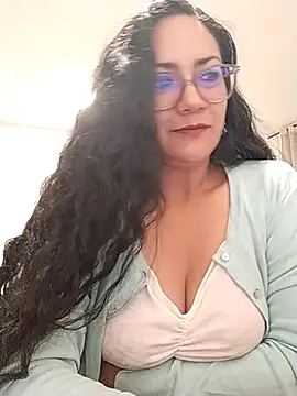 Salma-sweet online show from August 2026 04:00:01 AM