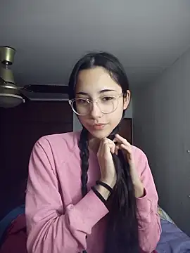 isaaabelaaa online show from May 2026 11:31:02 AM