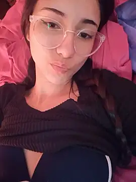 isaaabelaaa online show from May 2026 05:52:02 PM
