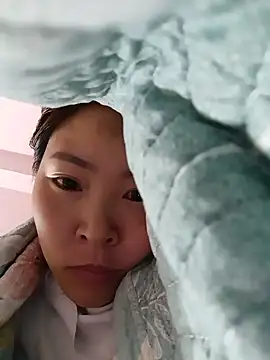 Yiyoongg online show from June 2026 03:53:02 AM