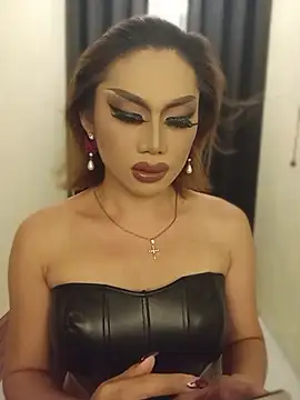 Victorias DomWorld online show from April 2026 02:06:01 AM