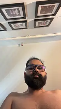 beerboy2222 online show from April 2026 08:21:02 AM