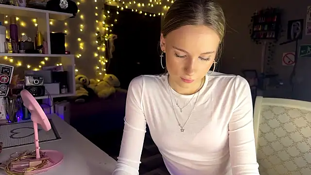 amily sunray online show from February 2026 01:51:01 PM