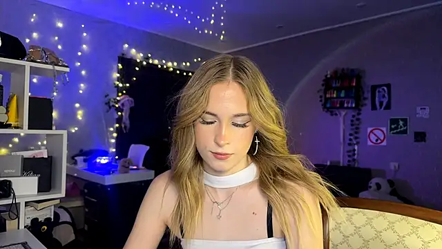 amily sunray online show from April 2026 03:15:02 PM