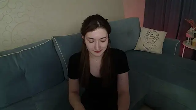 RosieGloom online show from March 2026 11:38:01 AM