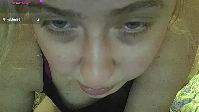 CurvyWild Lady30 online show from February 2026 07:43:01 PM