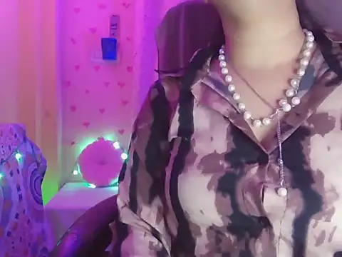 your-ayra online show from April 2026 02:00:02 AM