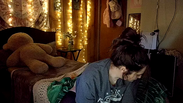 VelvetBrunetteXo online show from March 2026 05:16:01 PM