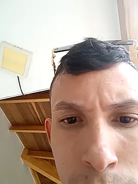 Isaak 26 online show from March 2026 05:40:01 PM