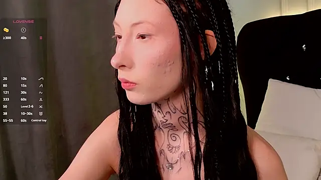 Snapshot of roxy_morrison_x chatting on June 2026 03:31:02 AM roxy morrison x online show from June 2026 03:31:02 AM