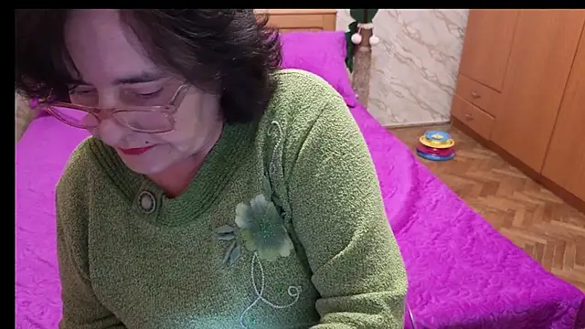 xMaryxAnne online show from March 2026 06:00:01 PM