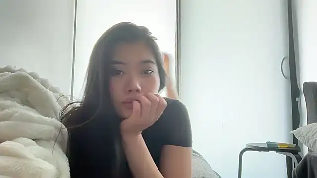 Joycelovely online show from May 2026 04:58:01 PM