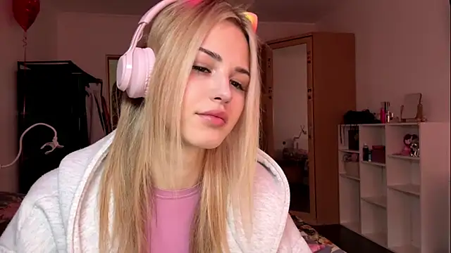 Evva mayy online show from March 2026 06:58:01 AM