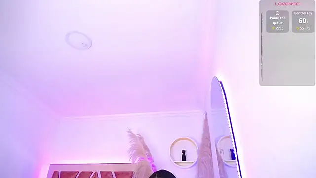 Taylor scottt online show from April 2026 02:27:02 AM