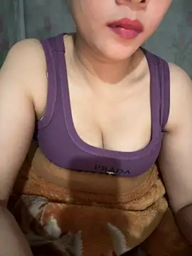 Snapshot of AYW-217 chatting on February 2026 03:30:02 PM AYW-217 online show from February 2026 03:30:02 PM