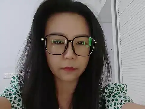 yunchui0101 online show from February 2026 06:31:02 AM