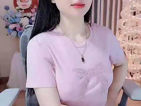 Agnelyn    online show from March 2026 01:33:01 PM