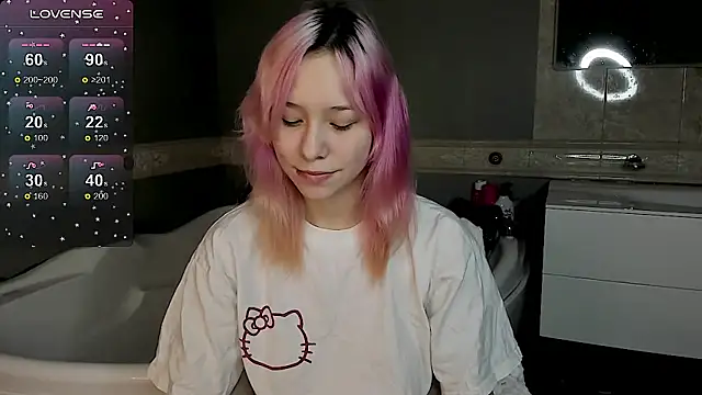 EmilyTrase online show from April 2026 01:16:02 AM