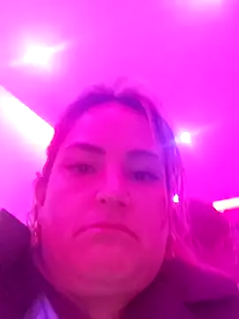 Julia2027 online show from February 2026 02:20:02 AM