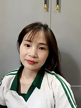 Snapshot of -Dumi- chatting on March 2026 07:37:02 AM -Dumi- online show from March 2026 07:37:02 AM