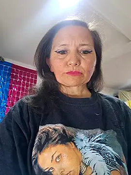 Alexamontiel  online show from April 2026 04:44:01 PM