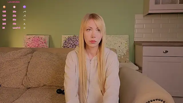 UWU flower online show from March 2026 08:03:01 PM