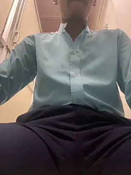 Snapshot of Dazzling_dude chatting on February 2026 06:17:02 PM Dazzling dude online show from February 2026 06:17:02 PM