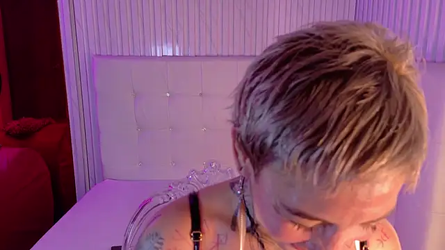 Everlyn sexx online show from February 2026 12:12:01 PM