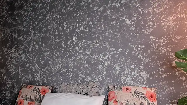 emma  summers online show from March 2026 07:47:01 PM