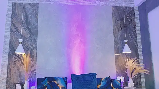 Hannah-Prada online show from March 2026 11:15:02 AM